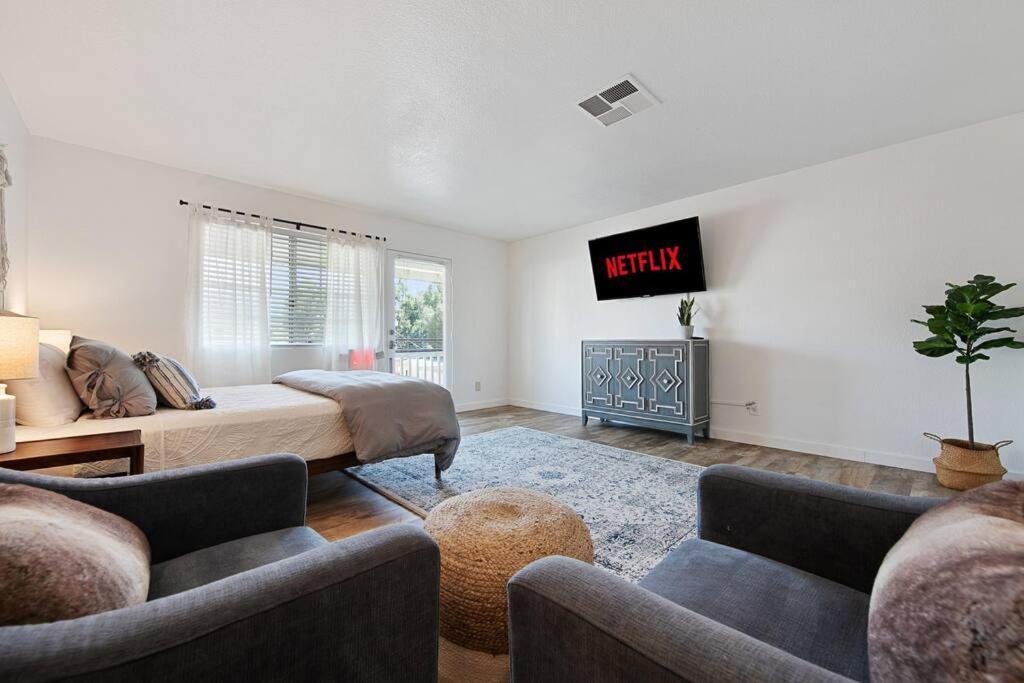 Couples Studio 1 W Full Kitchen Διαμέρισμα Oakhurst Εξωτερικό φωτογραφία